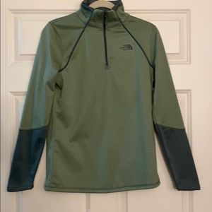 NWOT The North Face 1/4 zip